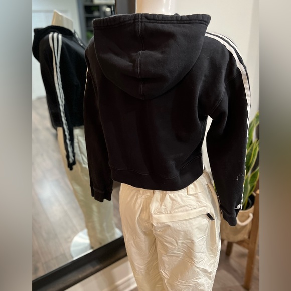 Mountain Hardwear - Picture 4 of 10